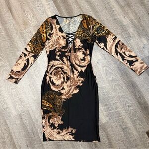 VENUS Black and Gold Long Sleeve Dress